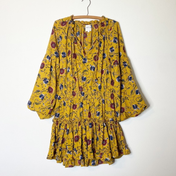 Misa Los Angeles Dresses & Skirts - MISA Los Angeles Smocked Ruffle Floral Dress Size Large